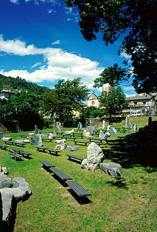 Prà de Resa, Teglio. Vista d'insieme dell'area per spettacoli