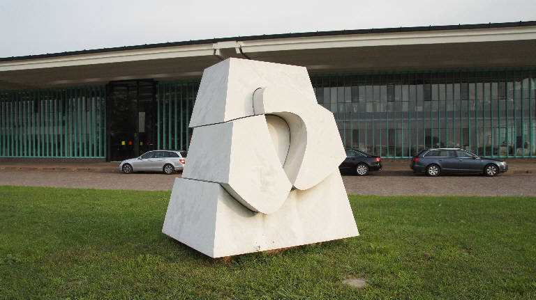 Scultura di Angelo Mangiarotti