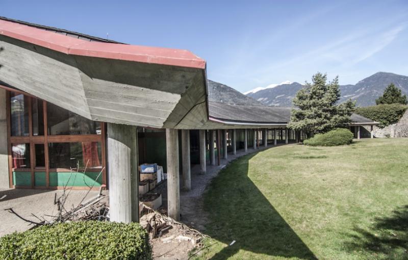 il colonnato del portico