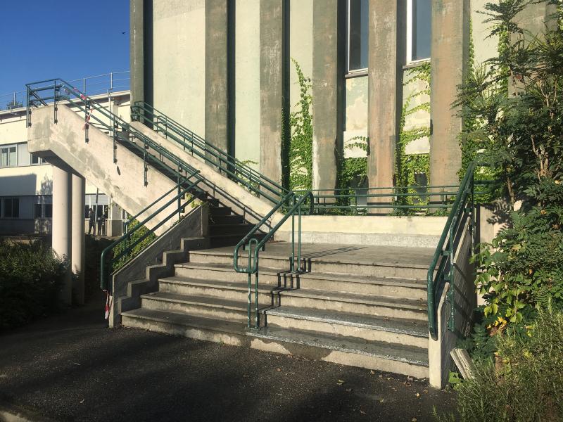 Scale esterne di accesso al primo piano, 2019