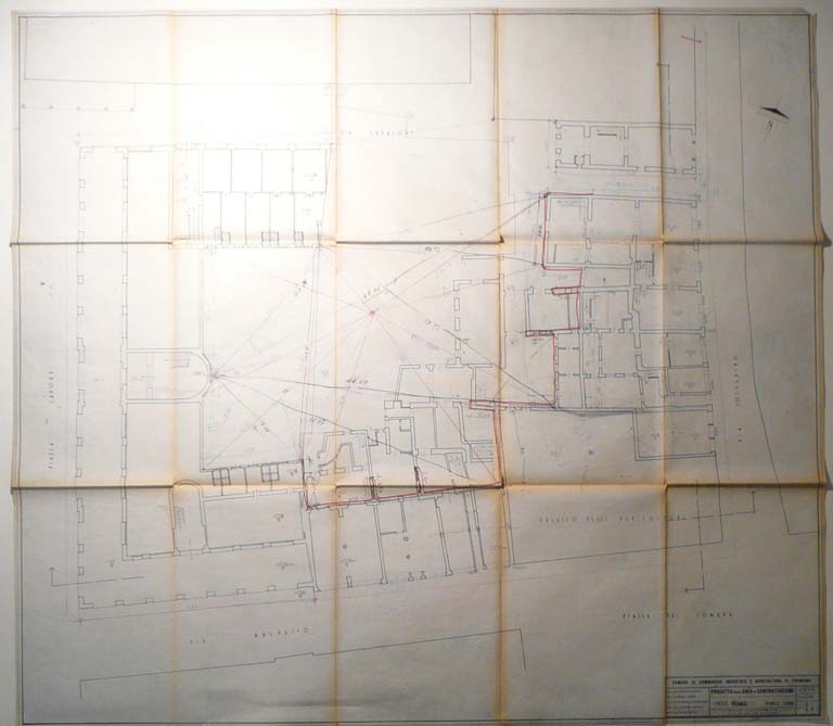 Pianta piano terra. Rilievo stato antecedente l'intervento. Tav.2a. Scala [1:100], s.d. Copia eliografica piegata con interventi manuali