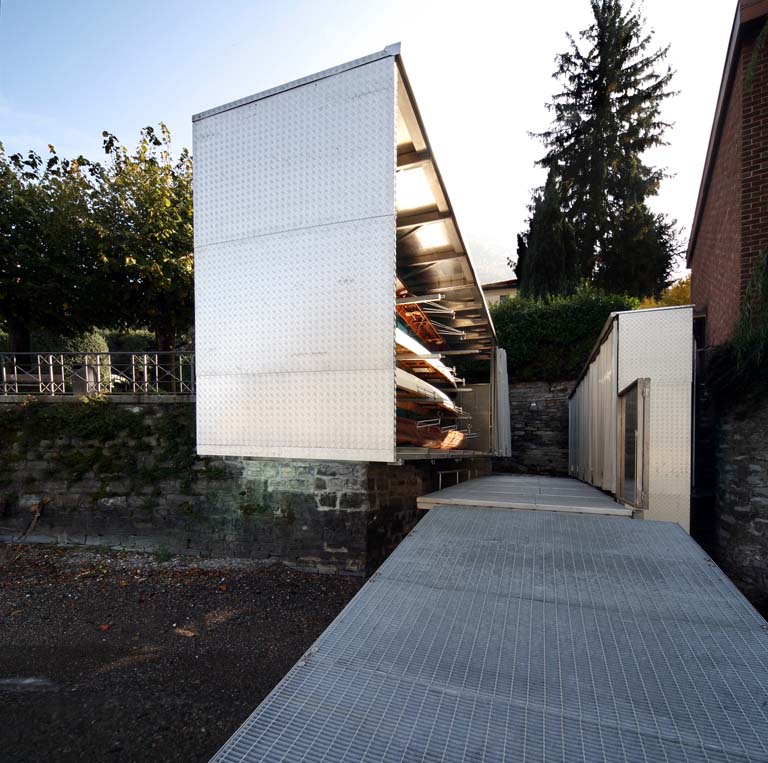 Hangar delle barche, dal pontile