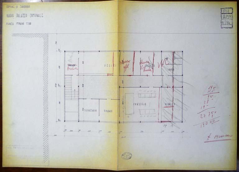 Pianta primo piano, Scala 1:100. s.d. copia eliografica con interventi a biro