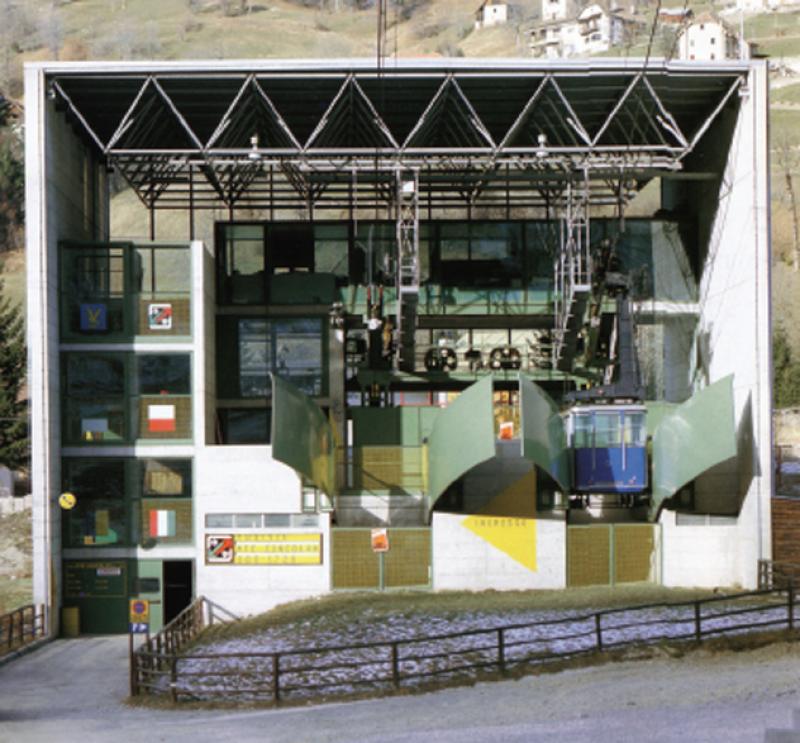 veduta della stazione a valle