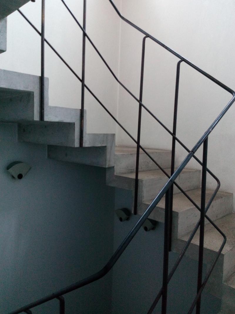 Padiglione d'ingresso agli uffici, scala