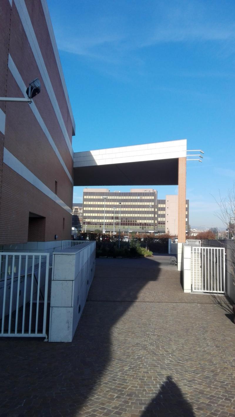 accesso dalla quota stradale