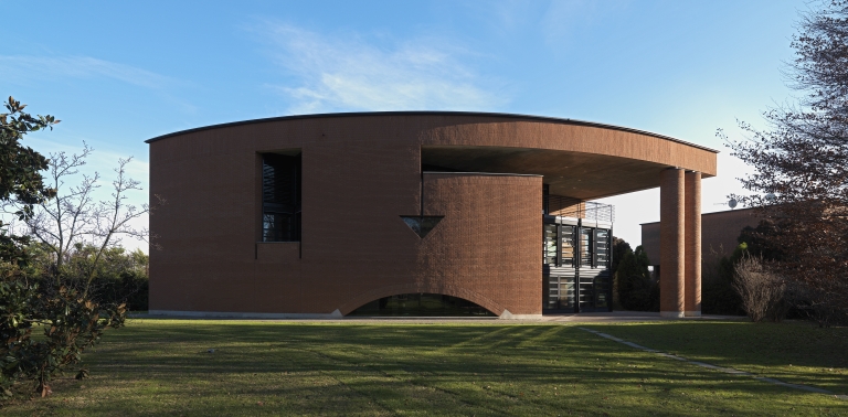 Case a schiera, Bernareggio. Fotografia © Enrico Cano. (Archivio Mario Botta) - Cano, Enrico -