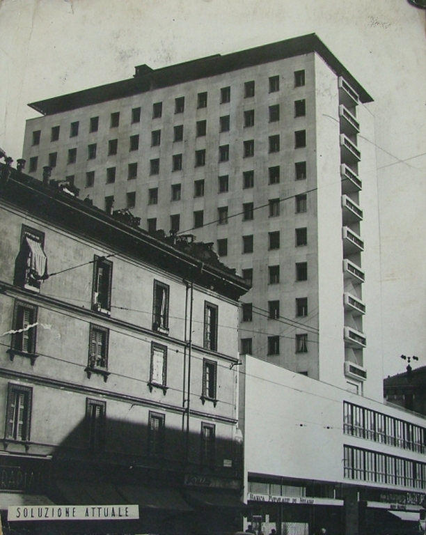 Vista da corso Buenos Aires.Stampa fotografica b/n