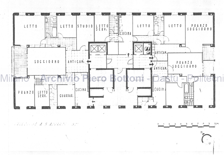 Pianta piano tipo, soluzione a 3 appartamenti. Scala 1:100, s.d. China su eliografia su carta