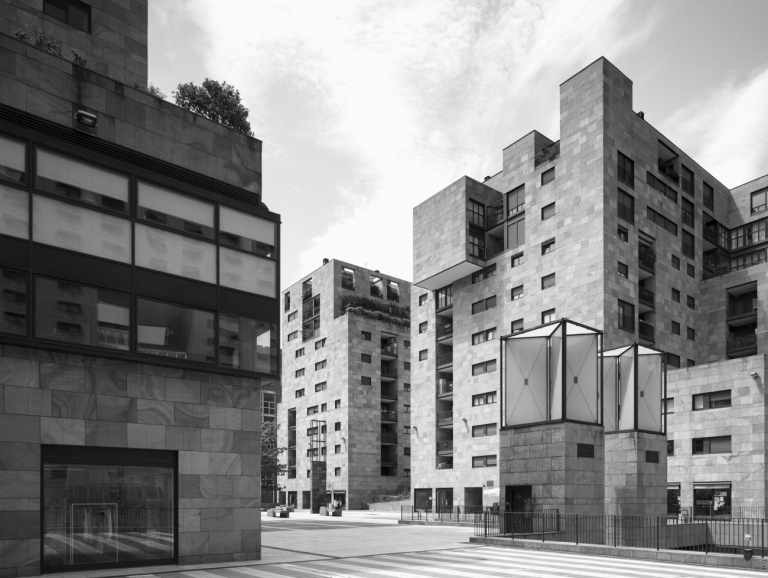 Vista da piazza della Trivulziana