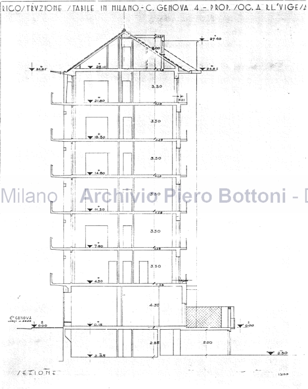Casa in corso Genova 4 a Milano, 1949-50. Ricostruzione. Sezione. Scala 1:100, s.d. Matita su lucido