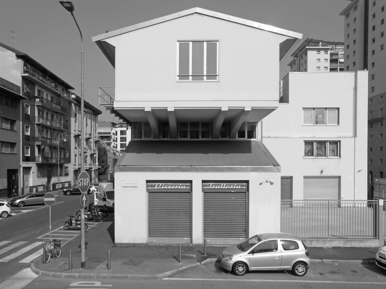 Particolare testata edificio 