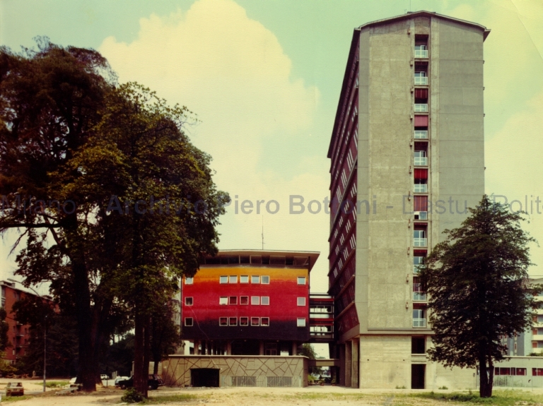 Veduta del prospetto sud Palazzo comunale, positivo, colore
