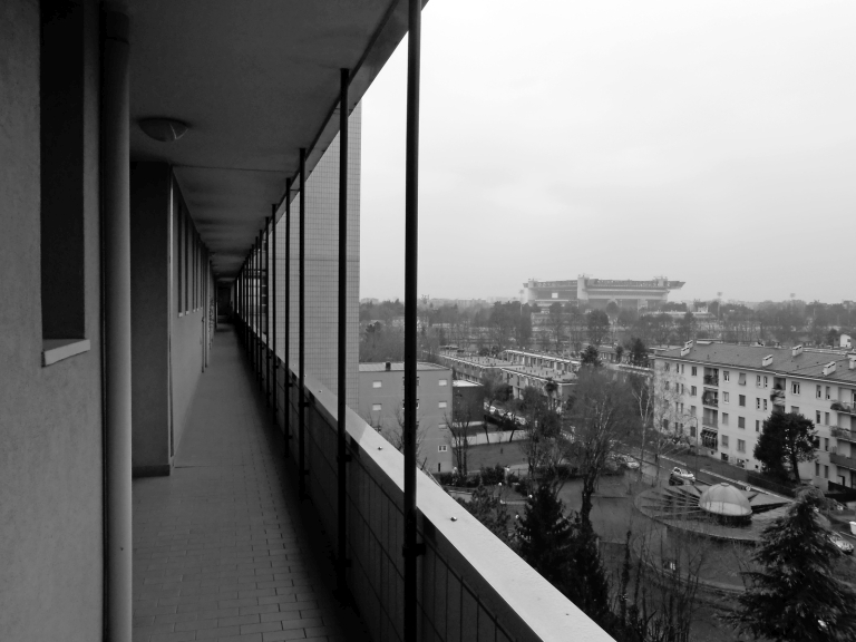 Il ballatoio di distribuzione agli alloggi