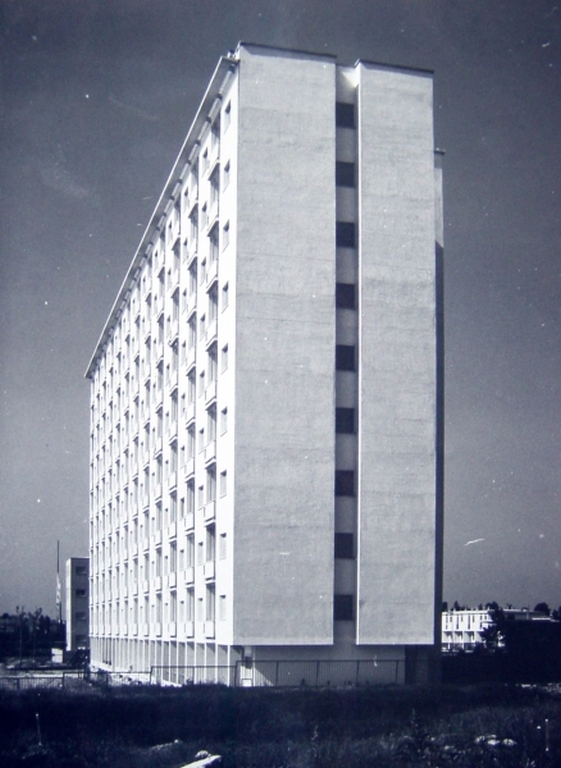 La facciata rivolta a nord, foto d'epoca. Stampa fotografica b/n