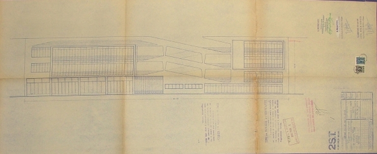 Prospetto su via De Amicis