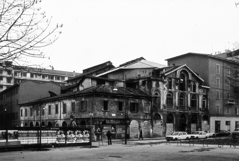 Veduta generale dell'esterno. Stampa fotografica b/n