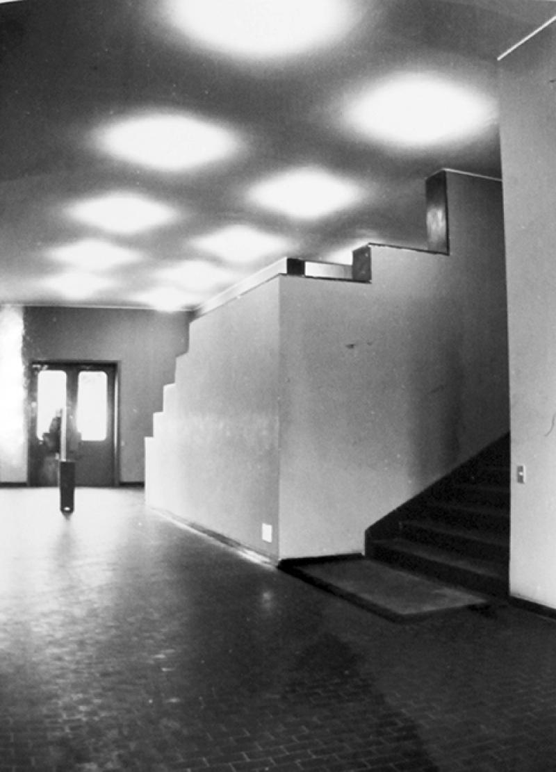 Vista dell'ingresso (Courtesy Fondazione Kartell - Archivio Anna Castelli Ferrieri)