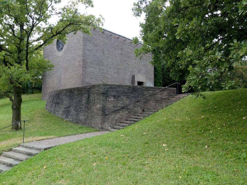 La cappella, vista da nord-est