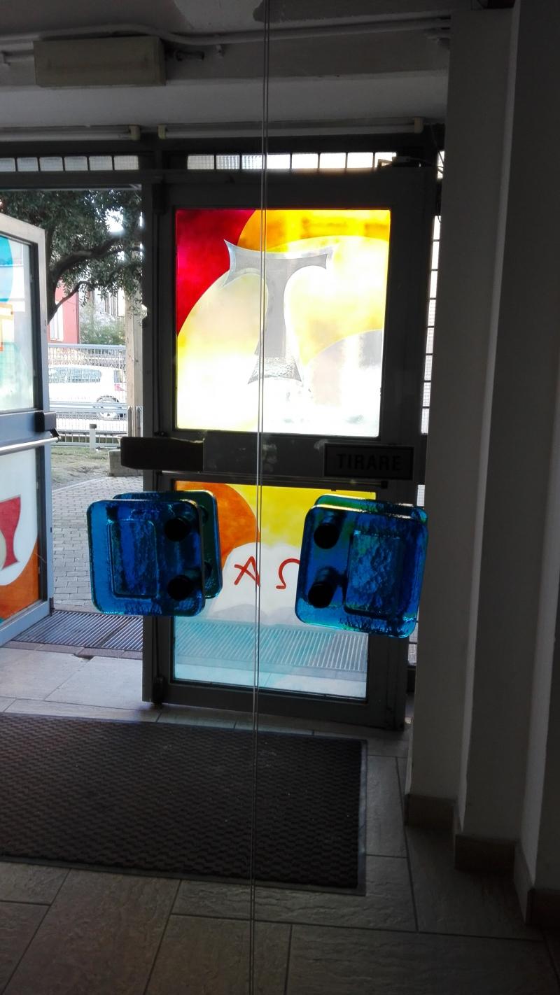 porte di accesso alla cripta