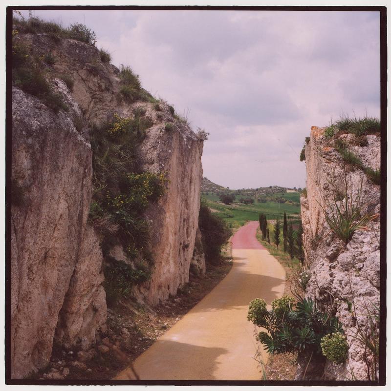 Tracciato policromo dell'ex strada ferrata