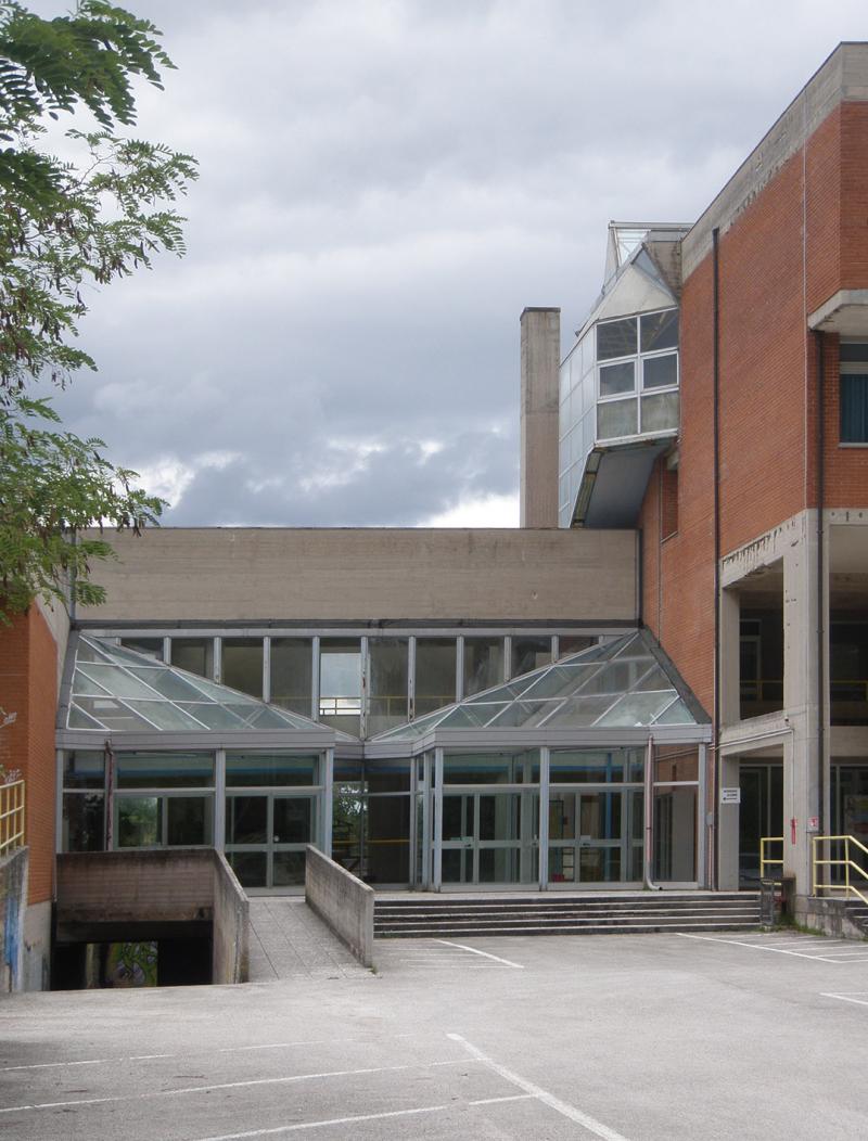 esterno, cortile e accesso