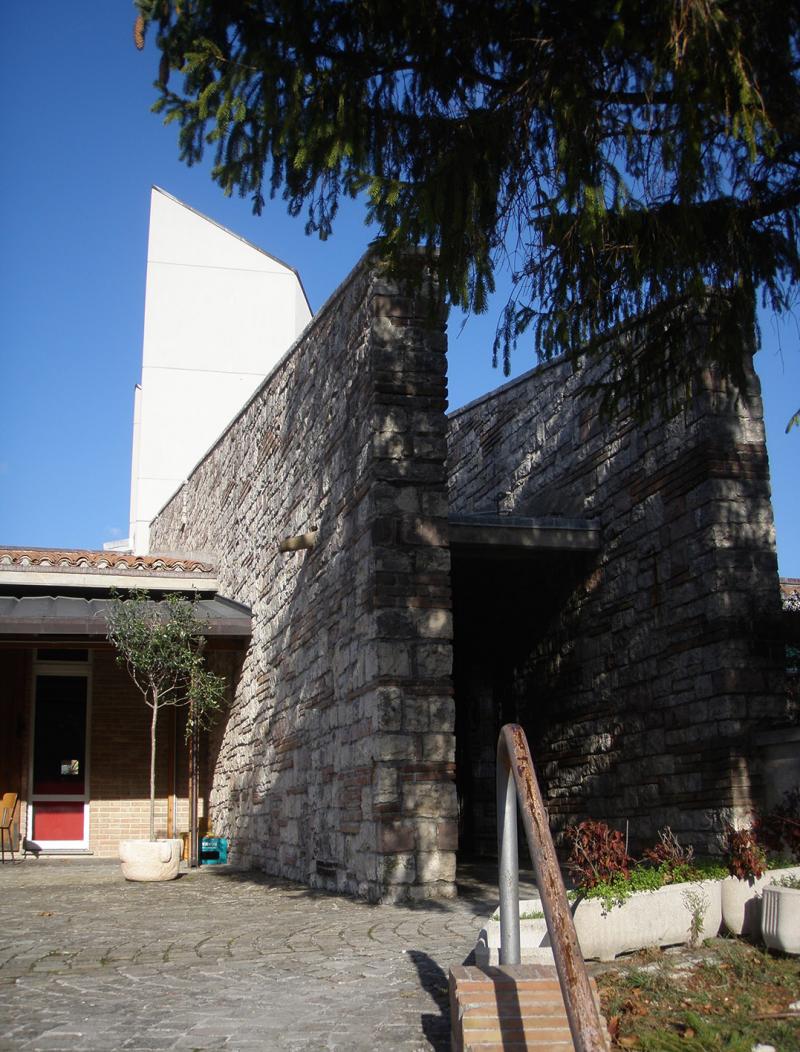 dettaglio setti murari in muratura mista di pietra e mattoni