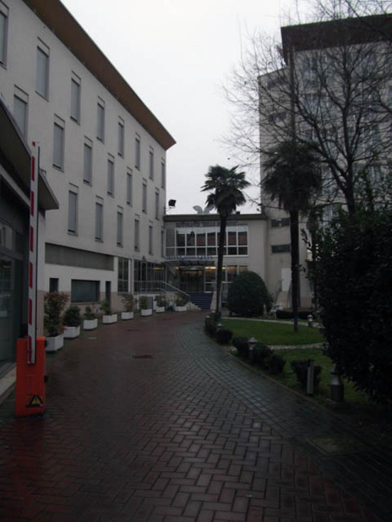 Vista dell’ingresso dalla corte