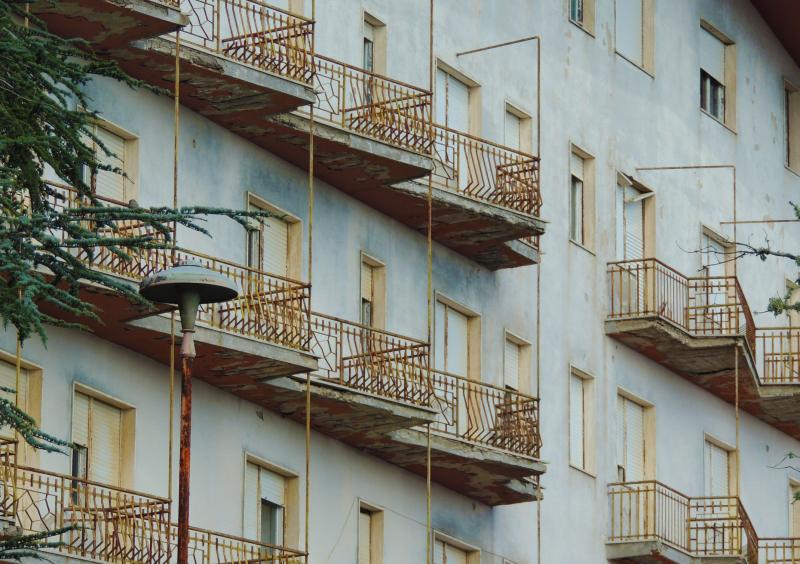 Albergo Esit - linea della balconata