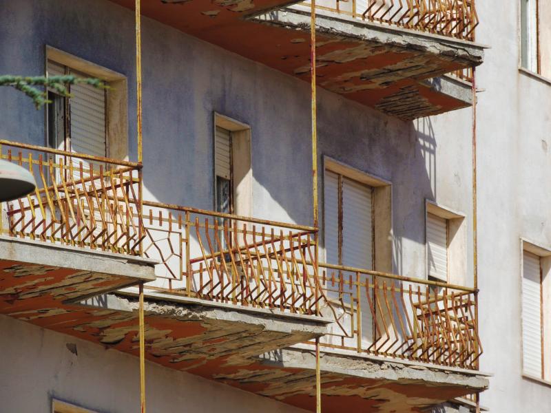 Albergo Esit - particolare dei balconi