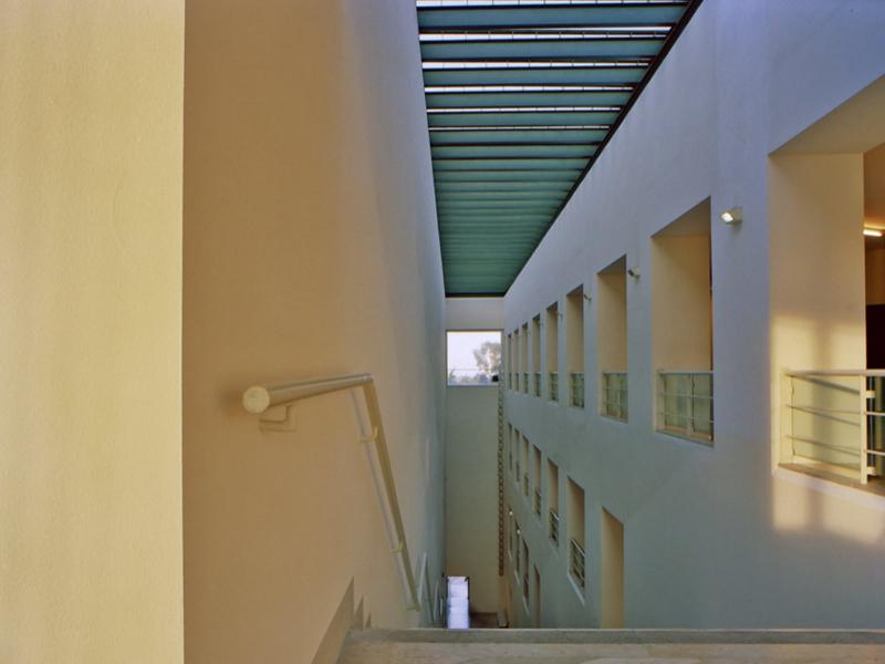 Particolare degli affacci sulla scala