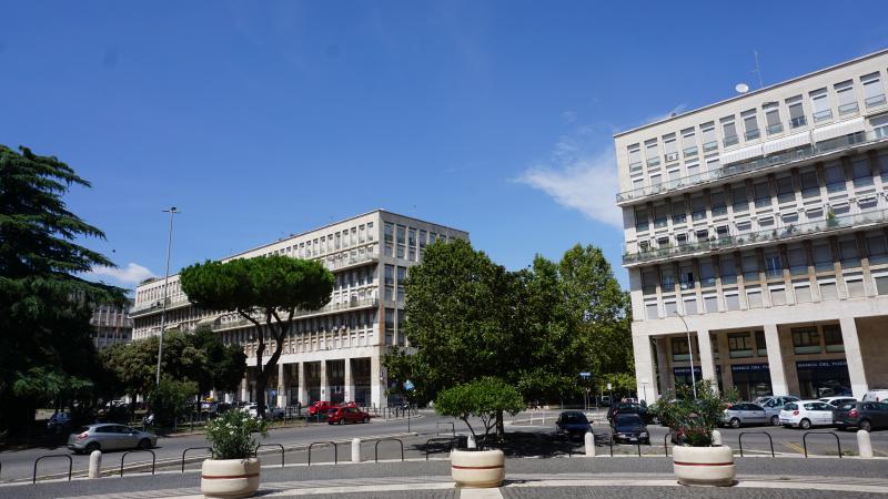 Vista fabbricati residenziali su piazza San Giovanni Bosco