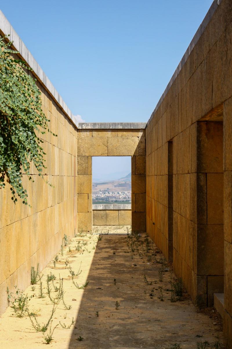 Particolare del portale