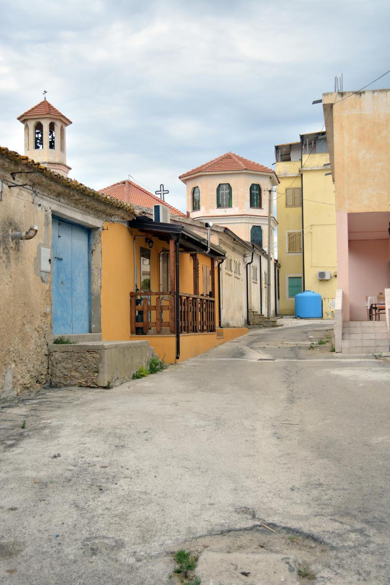 Quartiere Vaglio con in fondo la chiesa