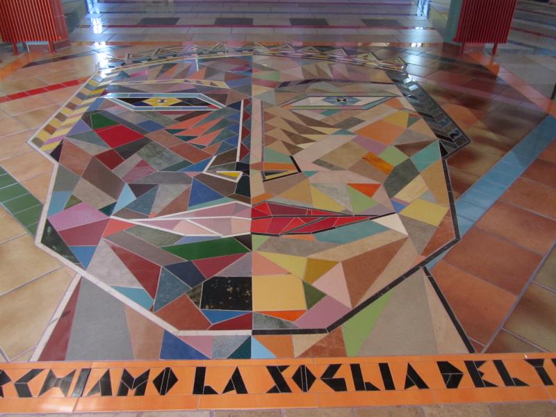 Dettaglio mosaico pavimentale “Rosa dei Venti”