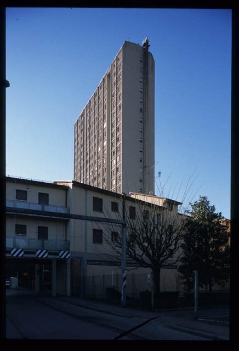 Vista del grattacielo