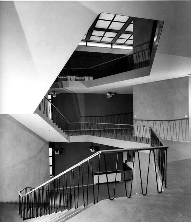 interno - scala - foto d'epoca