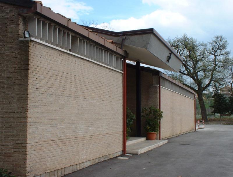 facciata, dettaglio ingresso