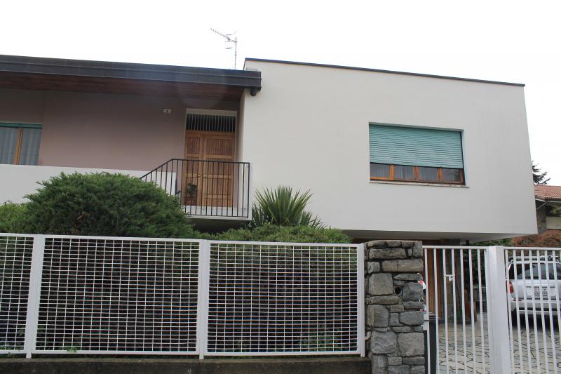 Fronte su strada, 2019 