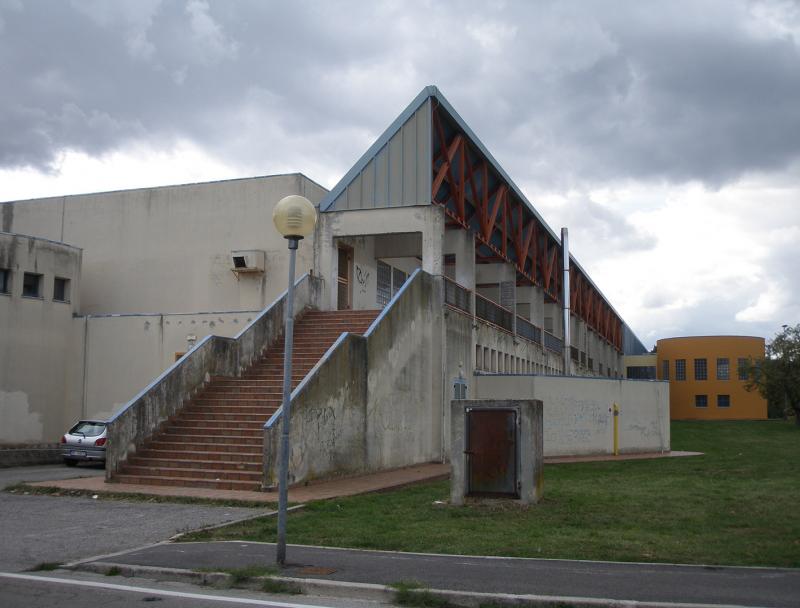 vista esterna, dettaglio scala