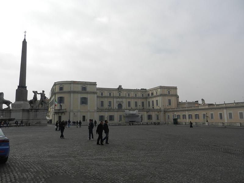 Facciata da Piazza del Quirinale