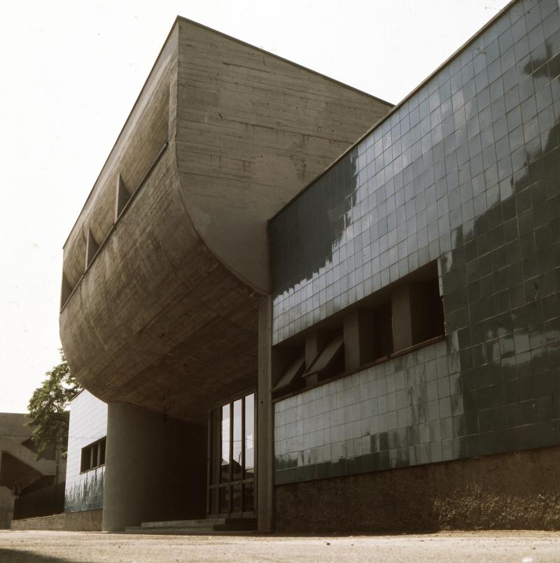 10. Particolare del fronte ovest