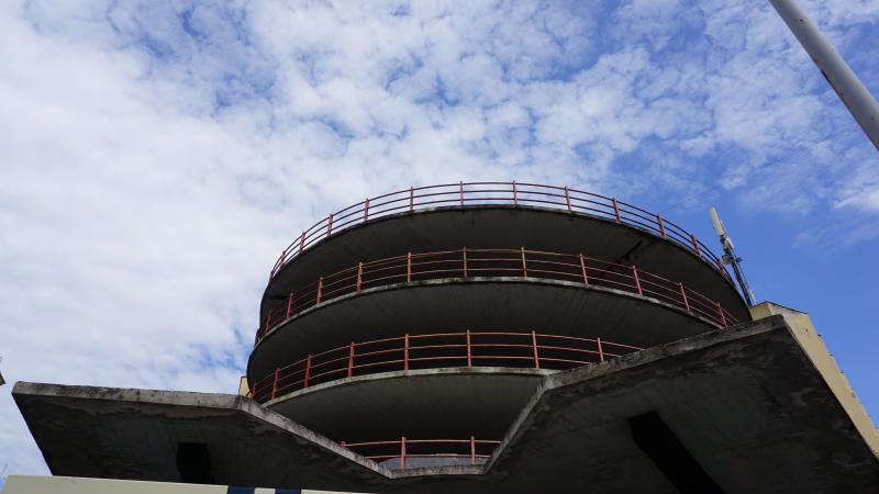 Particolare rampa d'accesso ai parcheggi