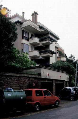 Vista esterna da via Mengotti