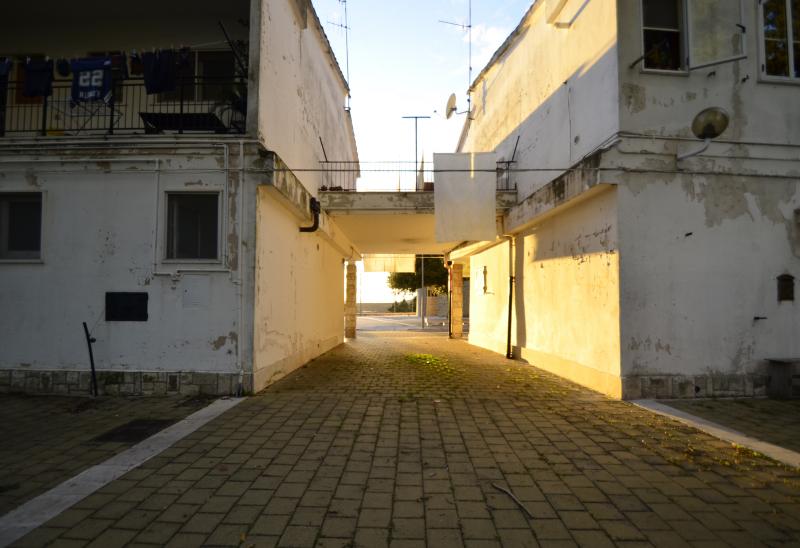 Dettaglio prospetto su Via Lussemburgo