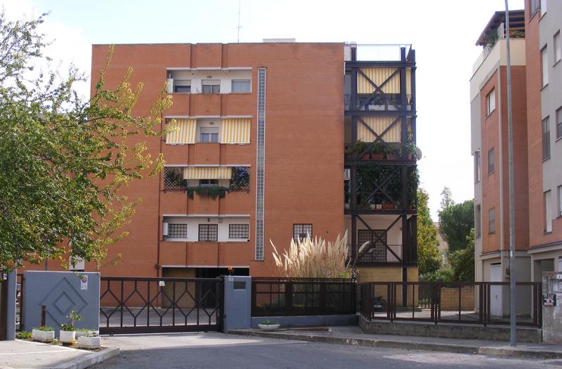 Particolare facciata torre residenziale