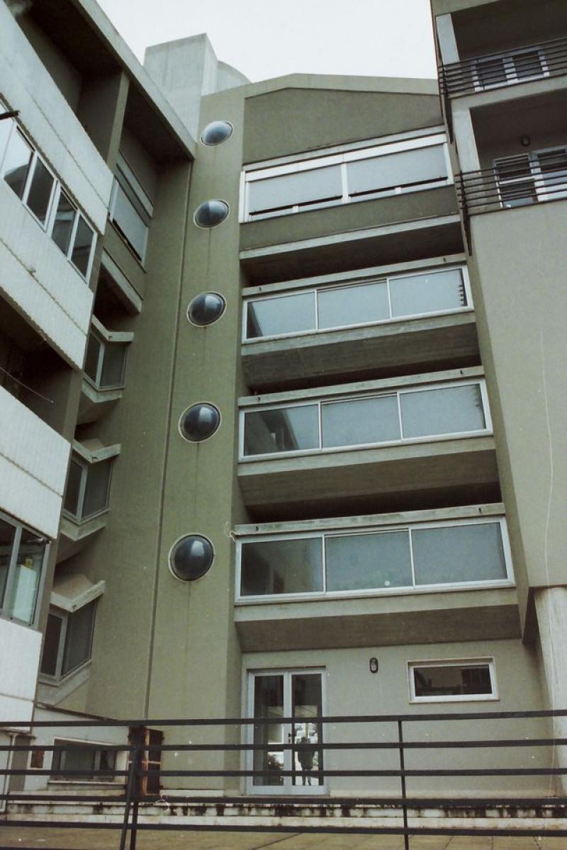 particolare ballatoi corte interna (2013)