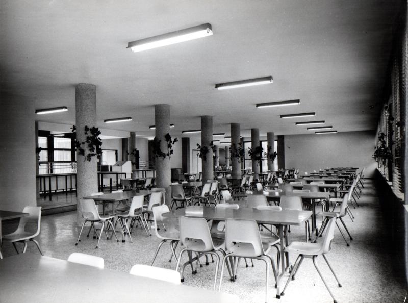 Interno, immagine d'epoca. Stampa fotografica b/n