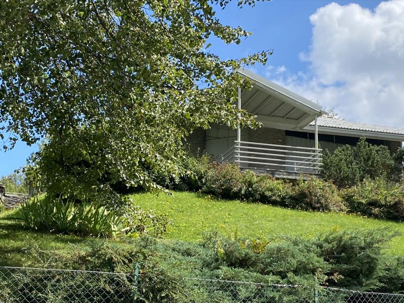 Dettaglio del fronte est con il terrazzo esterno, 2020