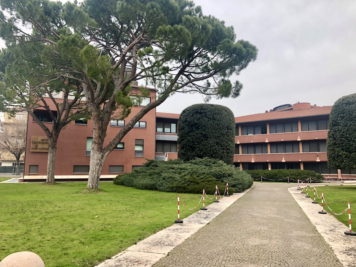 Prospetto ovest, parziale